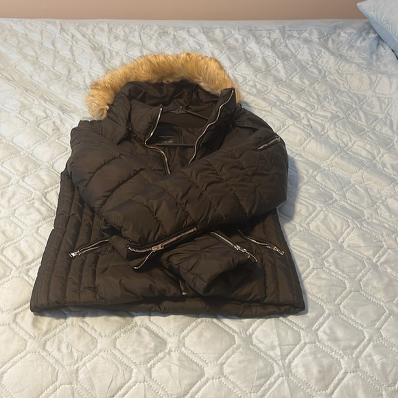 Zara Jacket - Picture 2 of 2